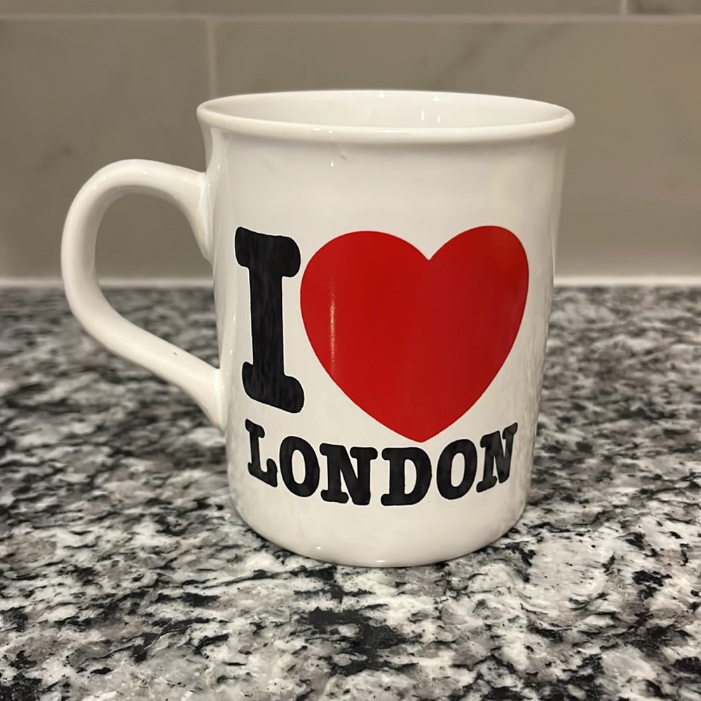 ❤️ London Mug I Love London White